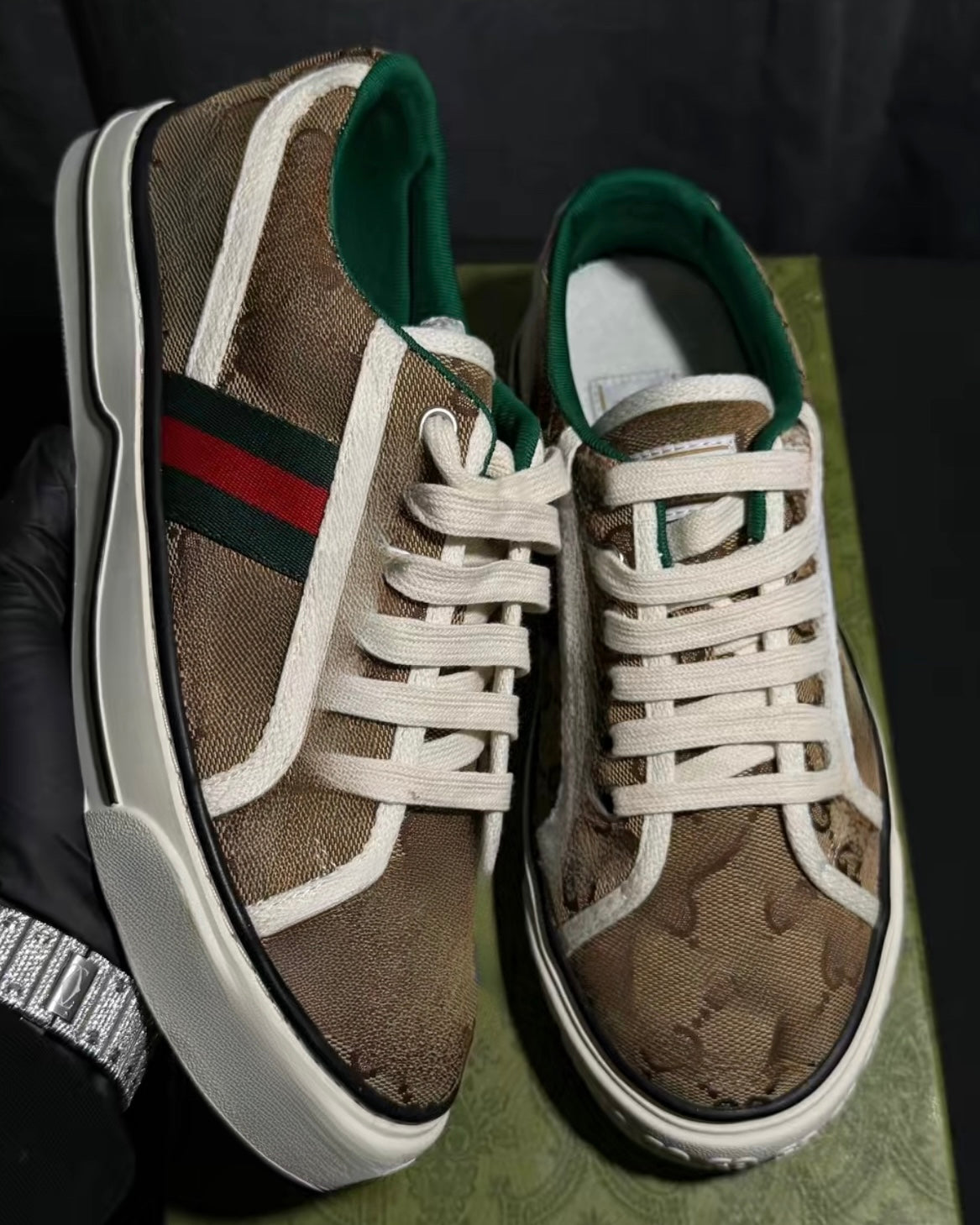 brown/green lows