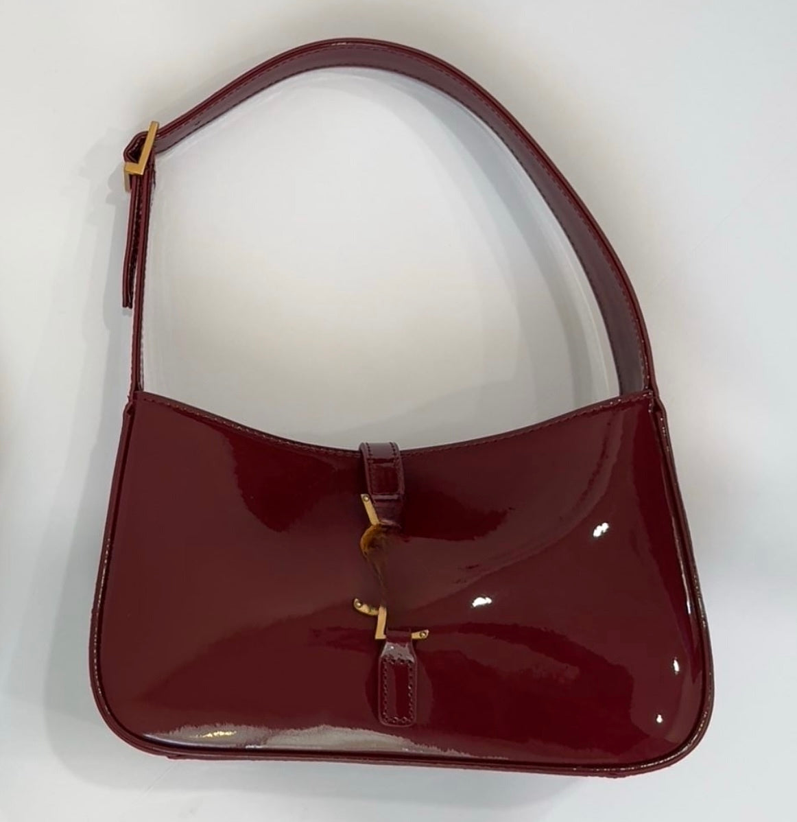 gloss wine purse