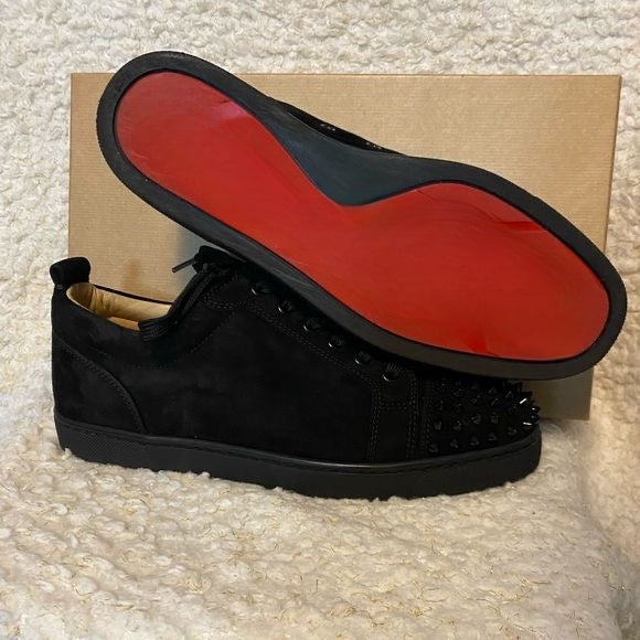 CL red bottoms